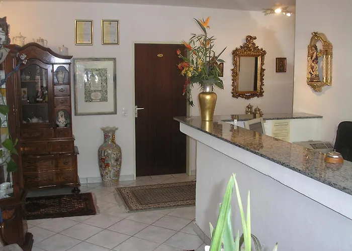 Rheingold Garni Oda ve Kahvaltı Titisee-Neustadt